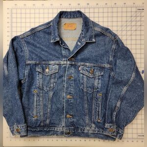 Vintage Levi’s Trucker Jacket size L, Type 3, circa 1986, EUC